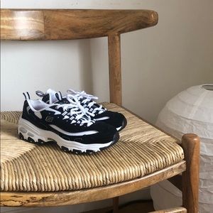 Sketchers D’Lites Dad Shoes